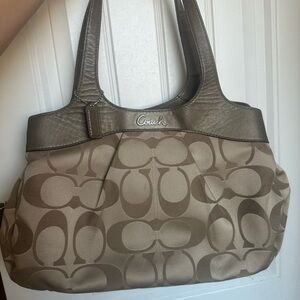Coach Vintage Lexi Shoulder Bag